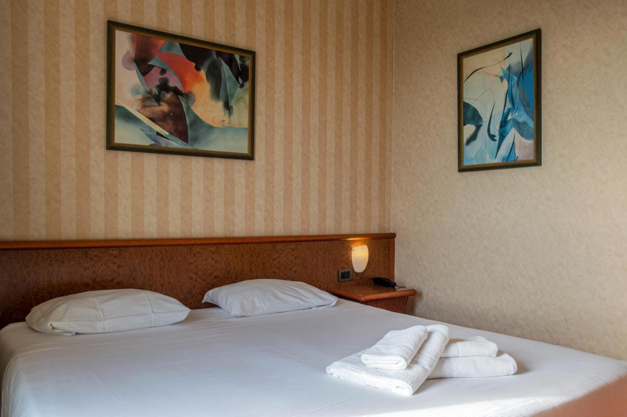 Meditur Hotel Pisa Migliarino Pisano Extérieur photo